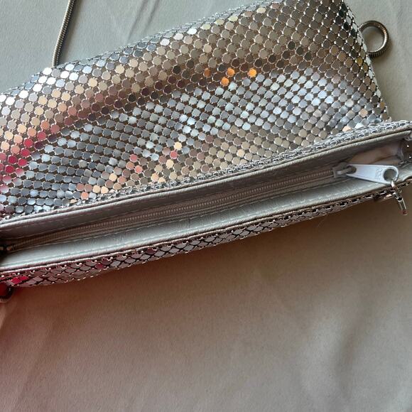 Silver Shiny Sequin Purse - Perfect for the Holidays! - Picture 5 of 7